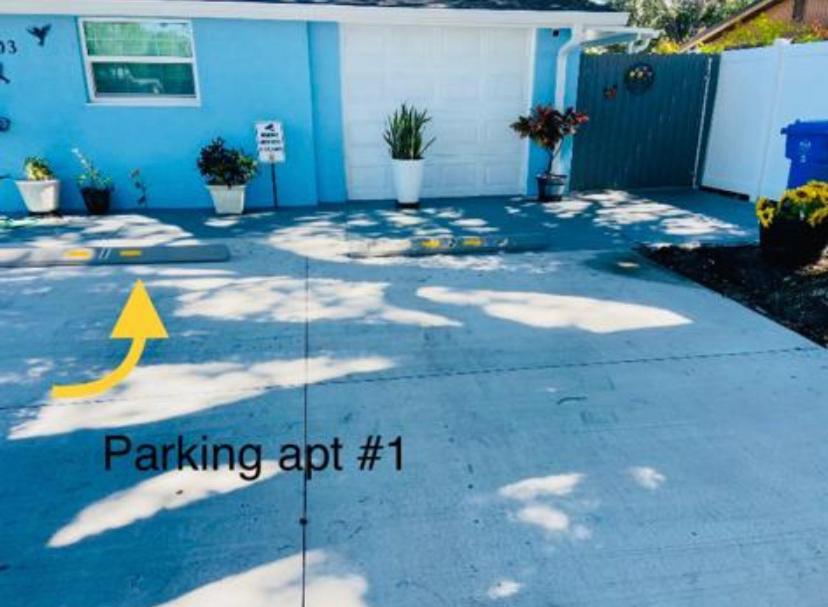 Lovely Unit With Independent Entrance # 1 *